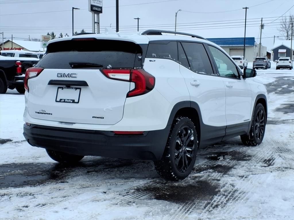 2022 GMC Terrain SLT