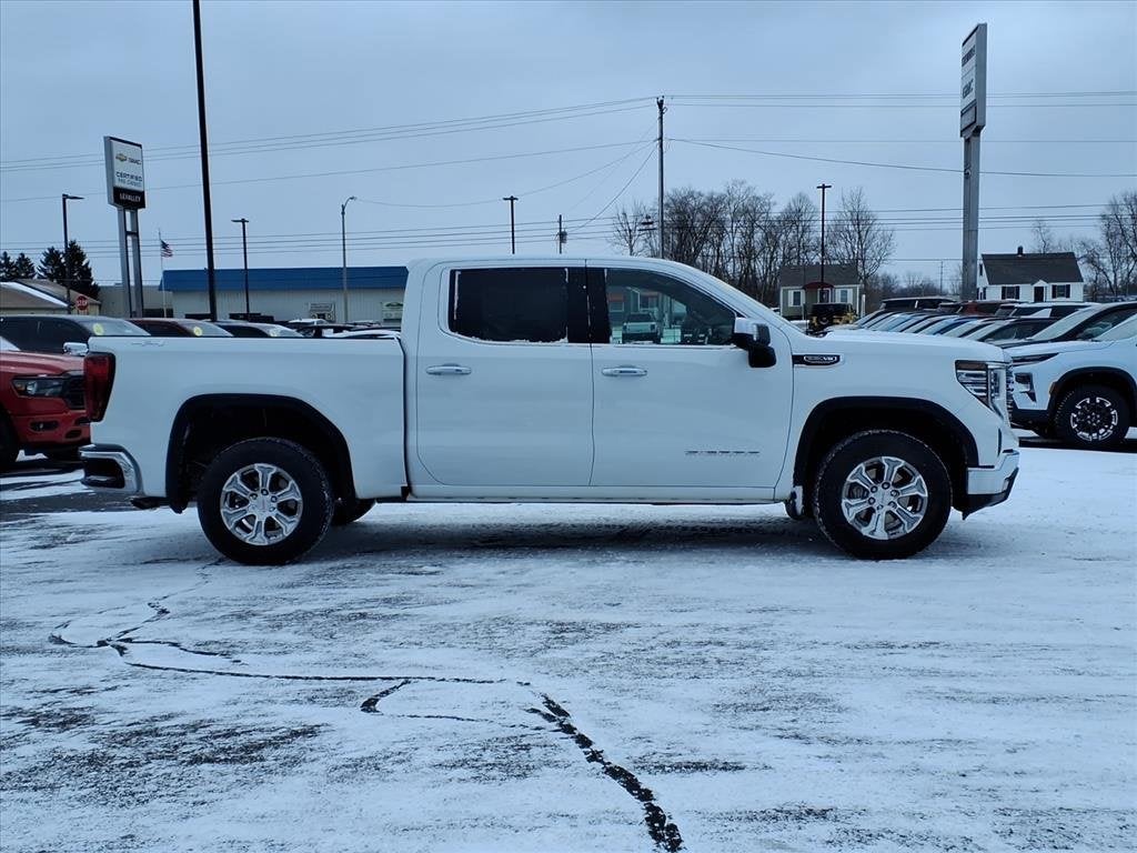 2025 GMC Sierra 1500 SLT