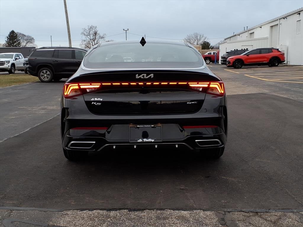 2022 Kia K5 GT-Line