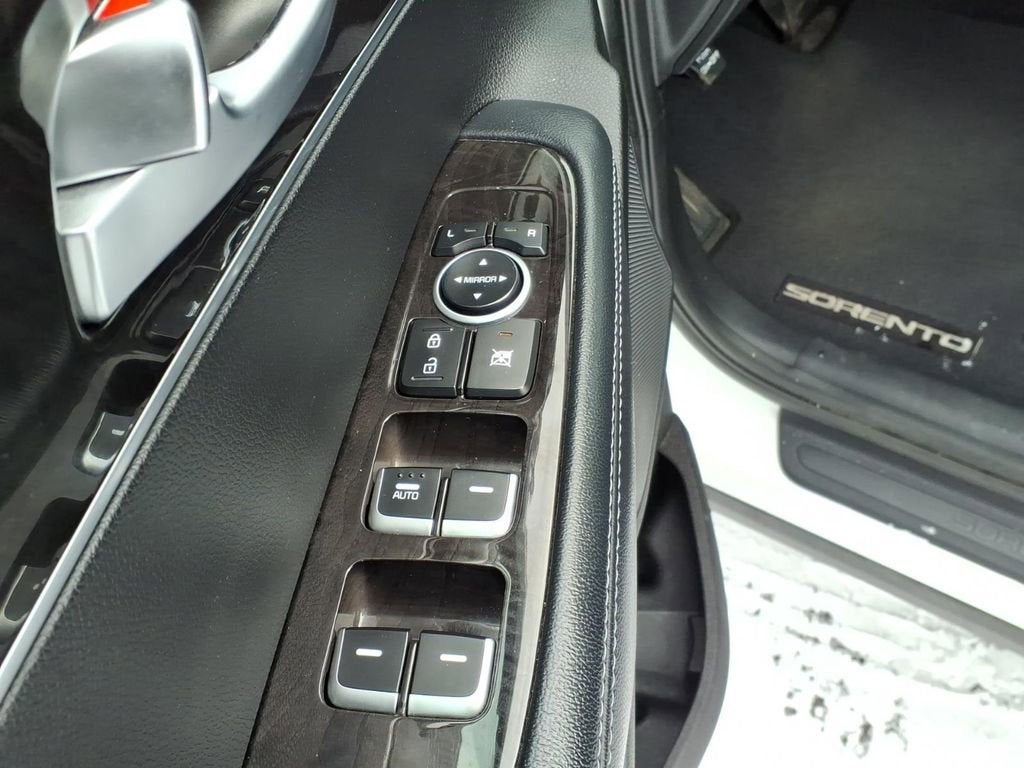 2018 Kia Sorento LX V6