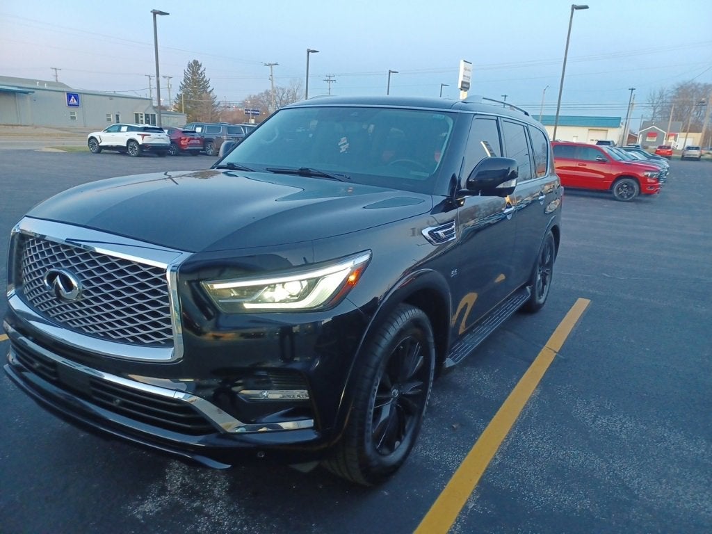 2019 INFINITI QX80 LUXE