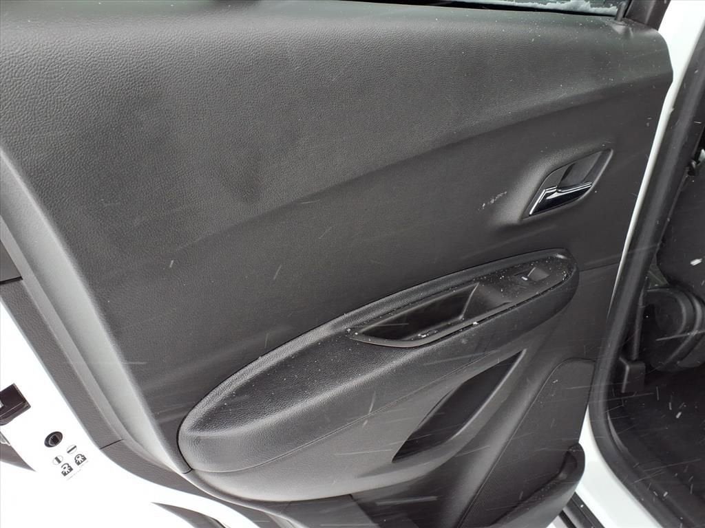 2022 Chevrolet Trax LS