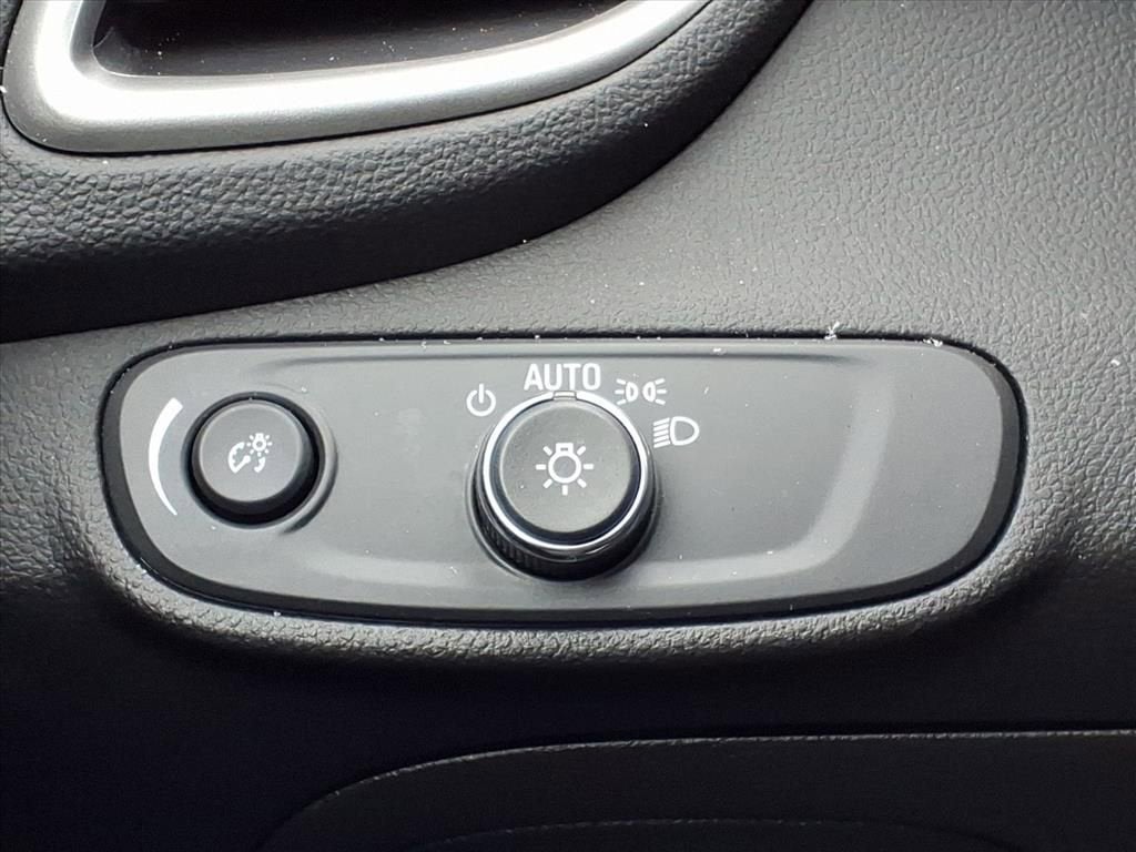 2022 Chevrolet Trax LS