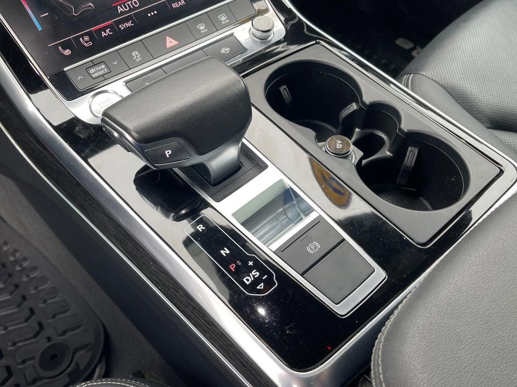 2019 Audi Q8 Premium Plus